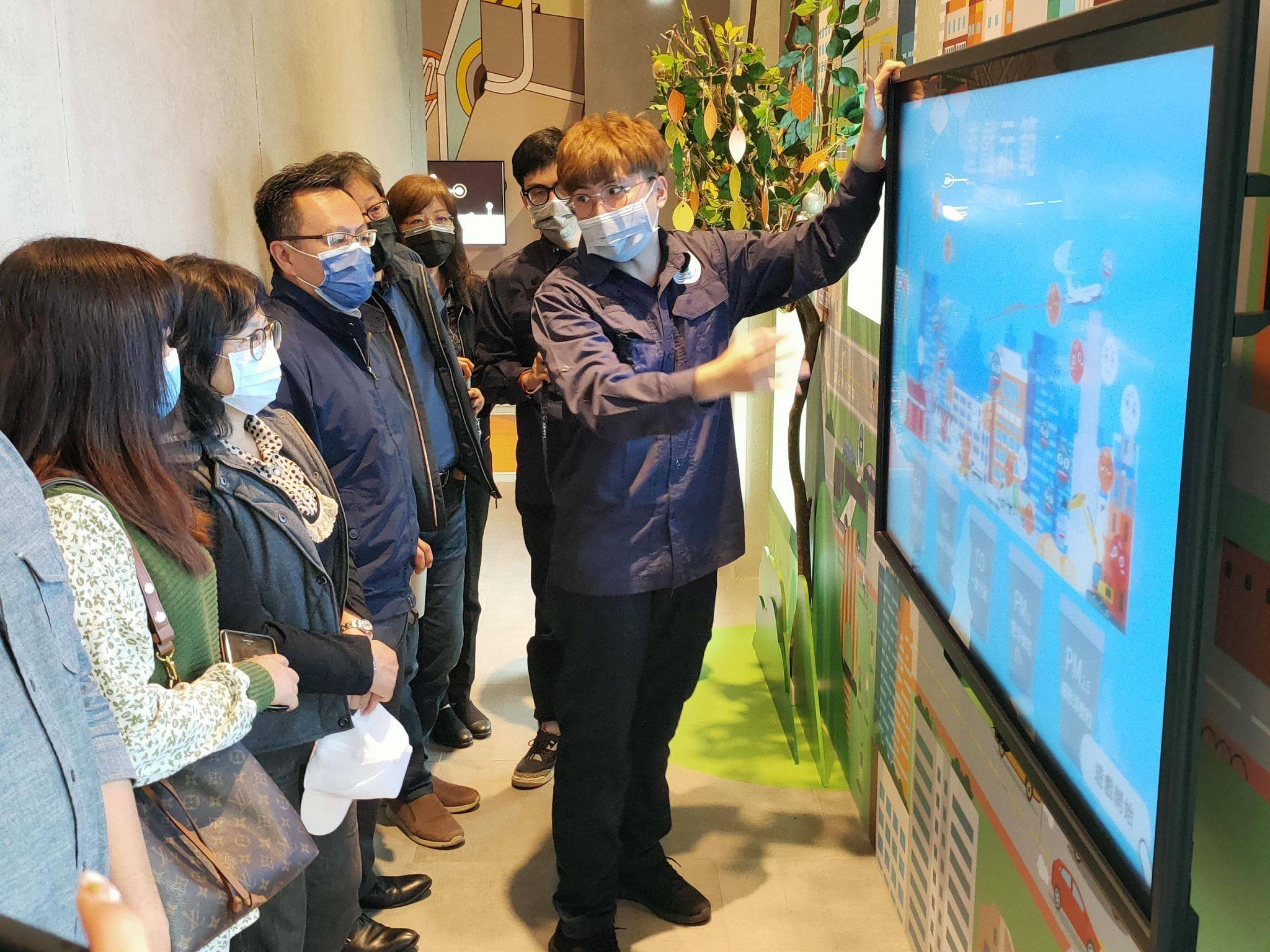 172238015_4269275699749072_7743936953706977810_n.jpg (425 KB)